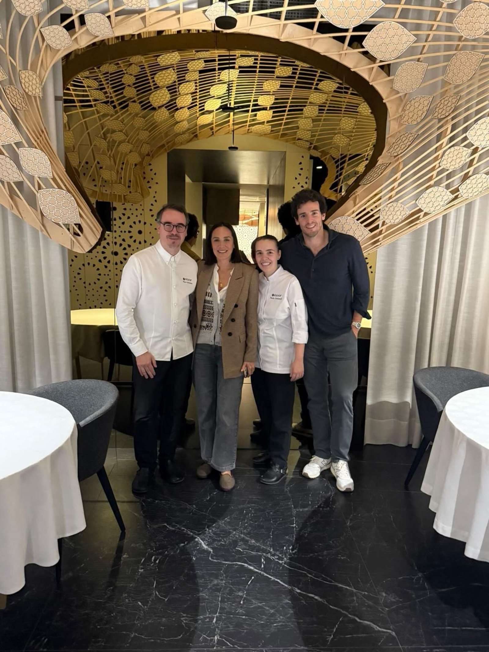 Paco Morales, Tamara Falcó, Paola Gualandi e Íñigo Onieva en Noor