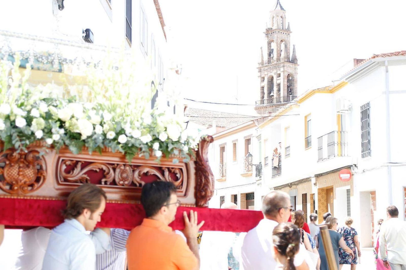 La procesión de la Virgen del Tránsito en Hinojosa del Duque, en fotografías
