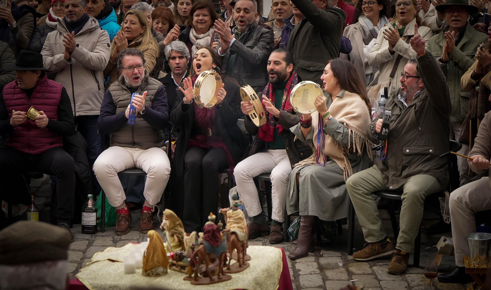 La zambomba mañanera de Jerez, en imágenes