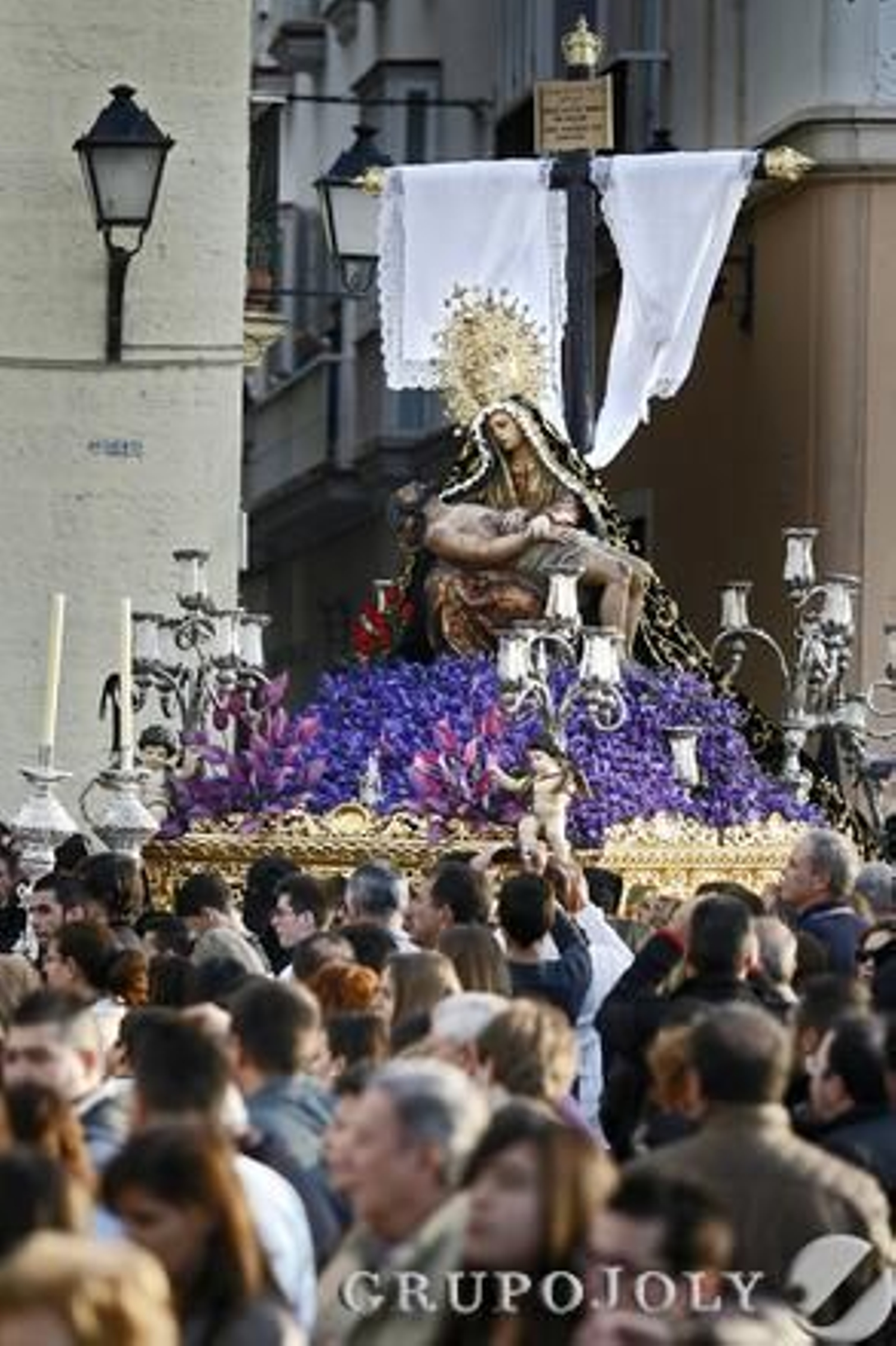 Venerable Cofradía de Penitencia de Nuestra Señora de las Angustias y San Nicolás de Bari.

Foto: Joaquin Pino