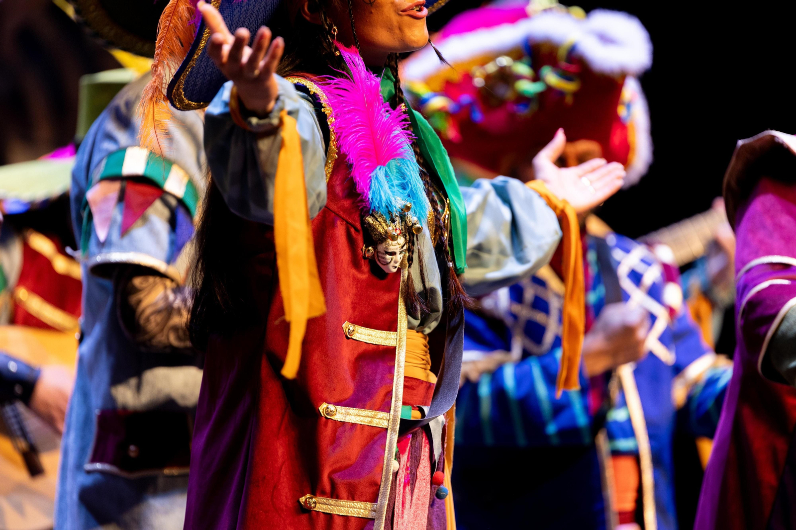 Imágenes de la actuación de la comparsa de Huelva "La Colombina" en el Carnaval Colombino