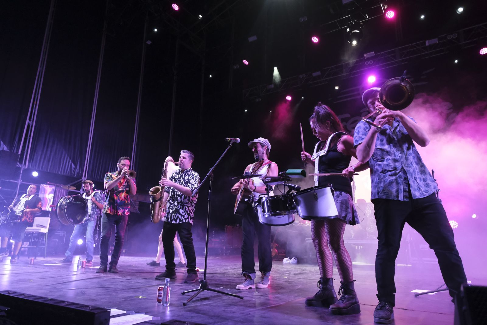 El concierto de Muchachito Bombo Infierno en el Festival de la Guitarra de Córdoba, en imágenes