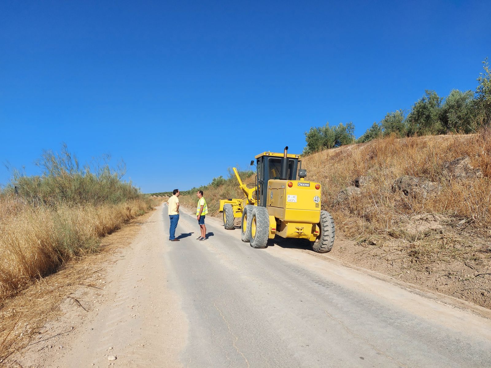Arreglo de caminos rurales en Baena.