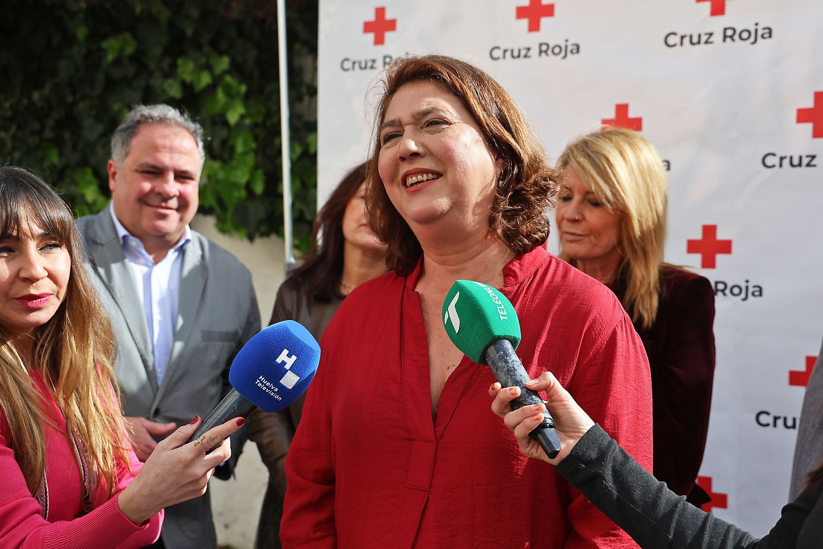 Fotografías del acto de reconocimiento de Cruz Roja a empresas y entidades