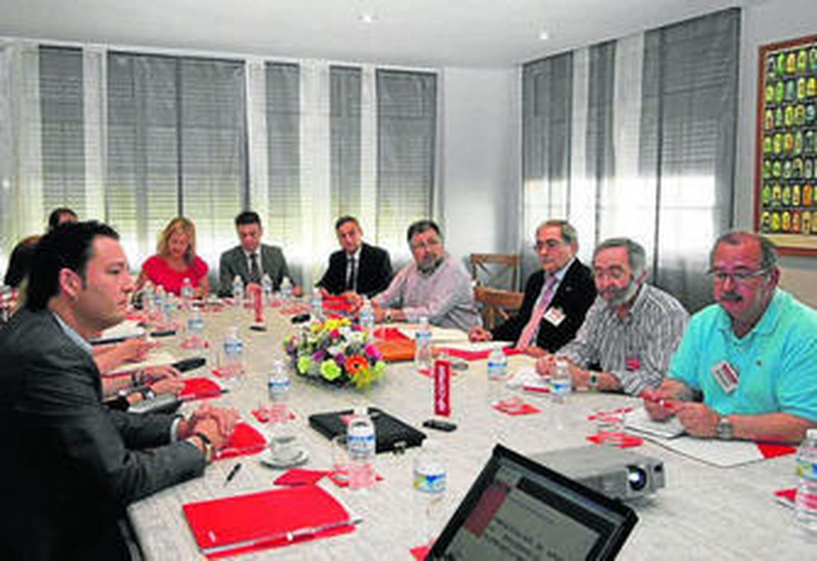 Un momento de la reunión, ayer, del consejo social de la Universidad de Cádiz.