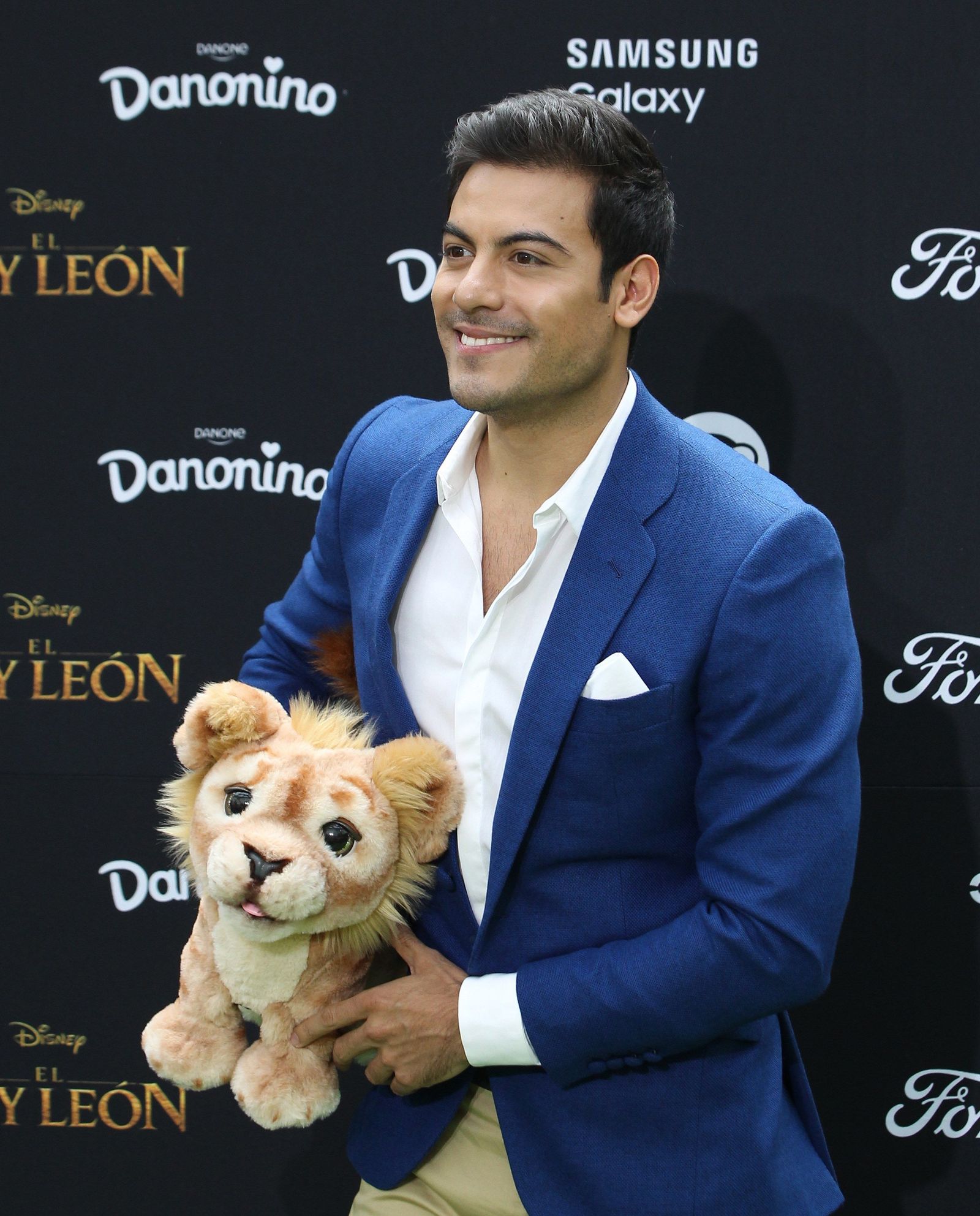 El cantante mexicano Carlos Rivera