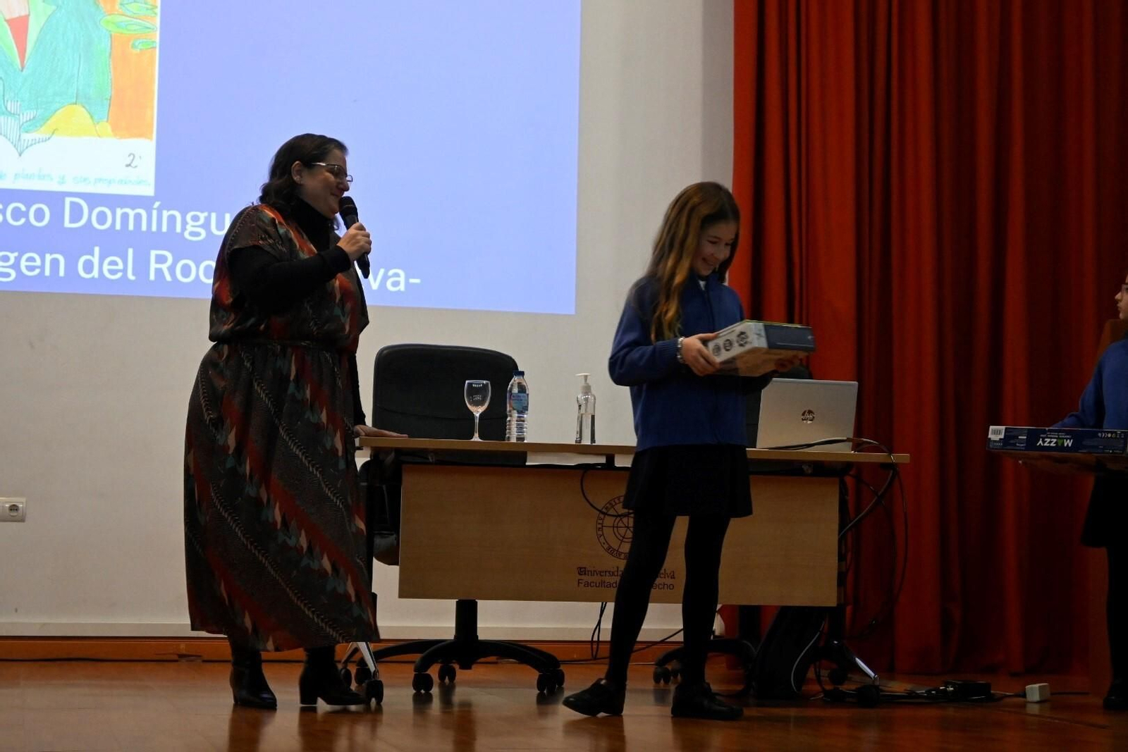 Las mejores imágenes del Día de la Mujer y la Niña en la Ciencia en la UHU