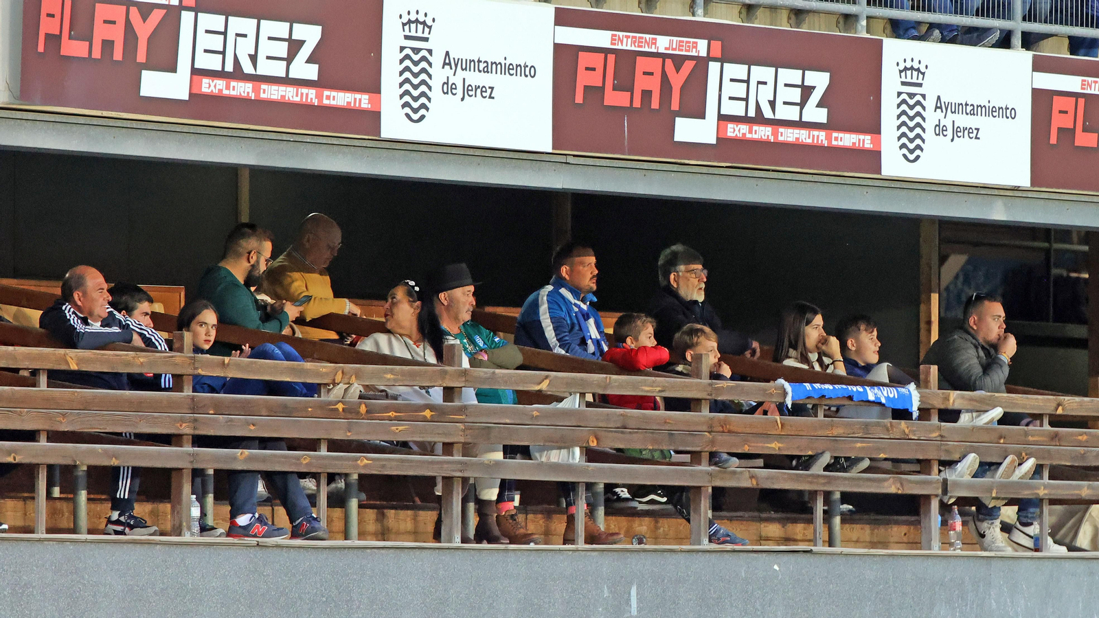 Búscate en el Xerez DFC - Ceuta B en el Municipal de Chapín en Jerez