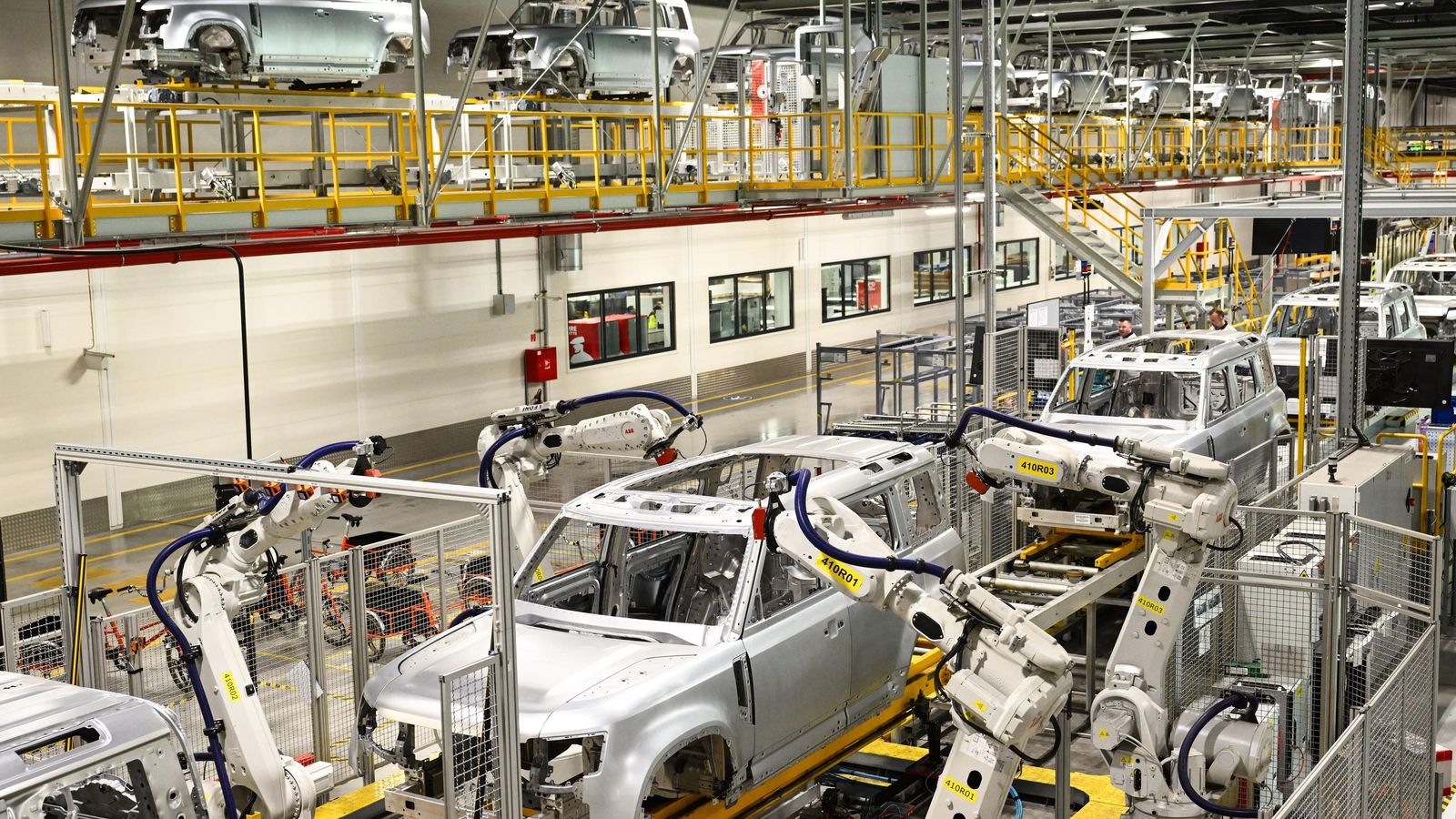 Por ahora, en Nitra se fabrican todos los Defender, mientras que comparte con otras plantas los Discovery.