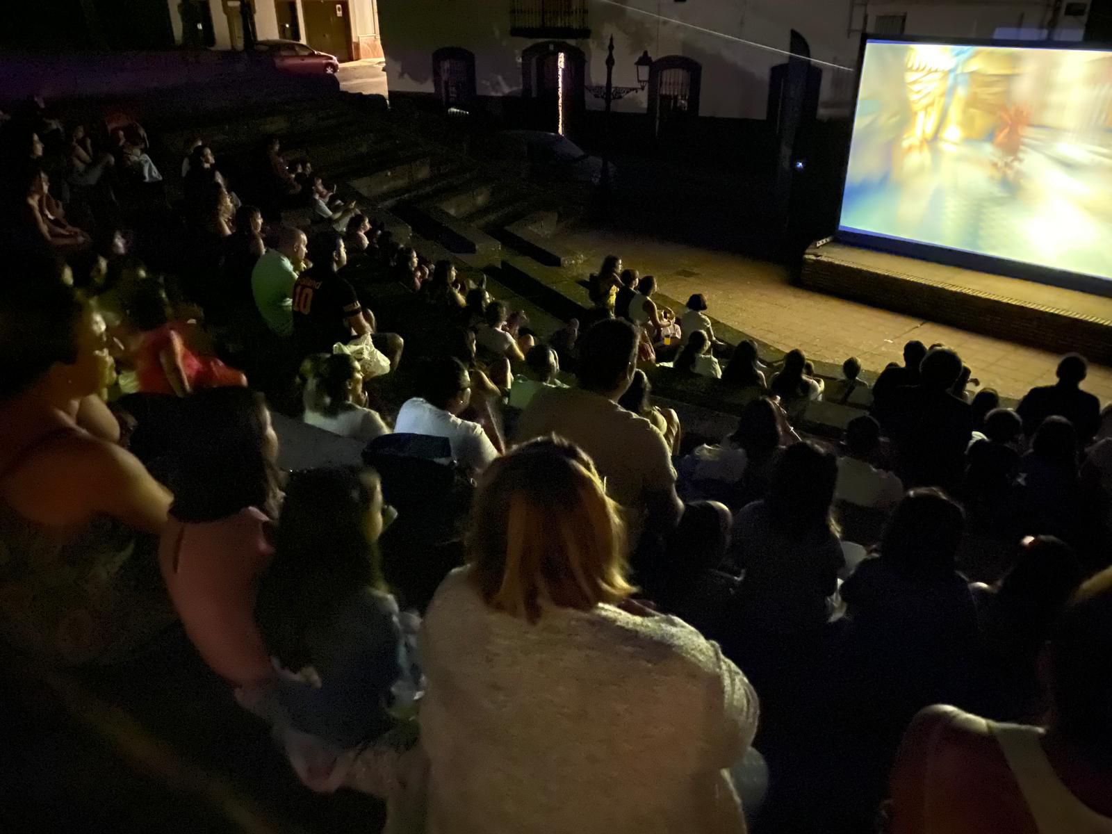 Imágenes del ciclo de cine en los pueblos de la Diputación de Huelva.