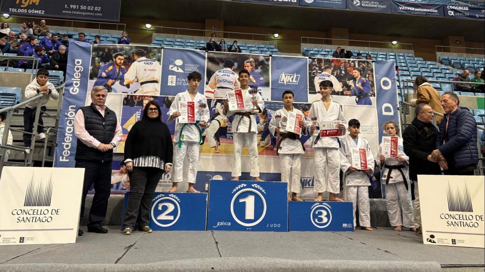 Una imagen del podium de la competición.