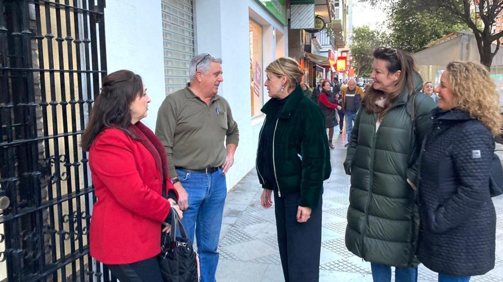 Pilar Miranda durante su visita a Isla Chica.