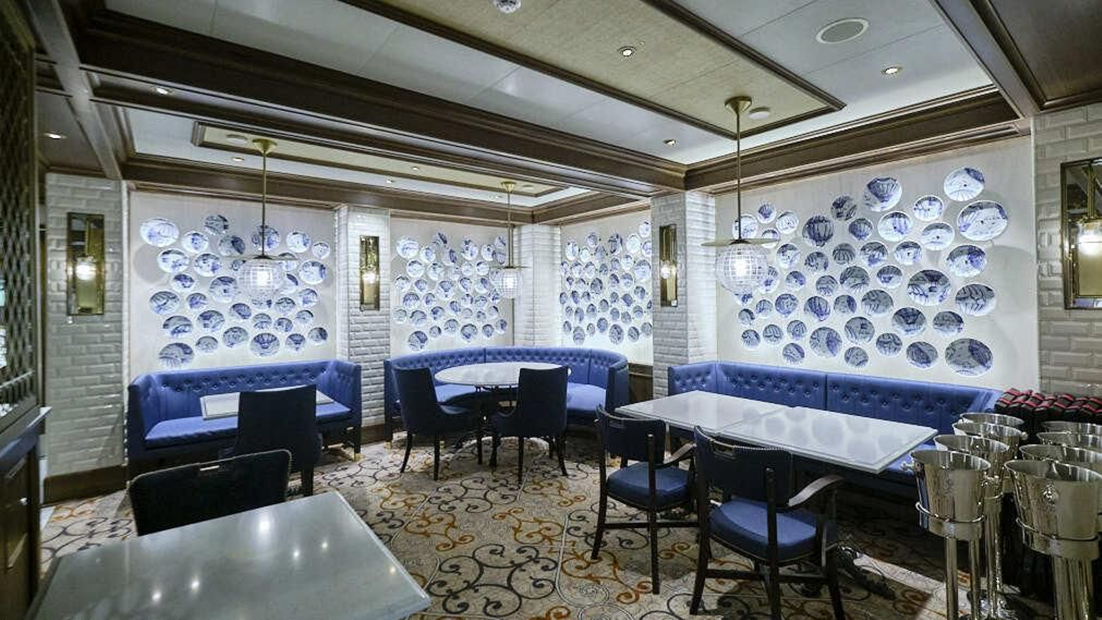 Interior del buque Sky Princess