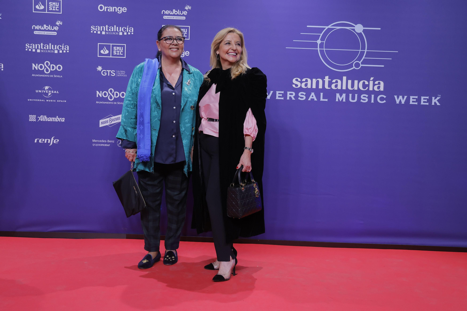 Famosos y artistas en la alfombra roja de la gala del flamenco en los 'Santalucía Universal Music Week'