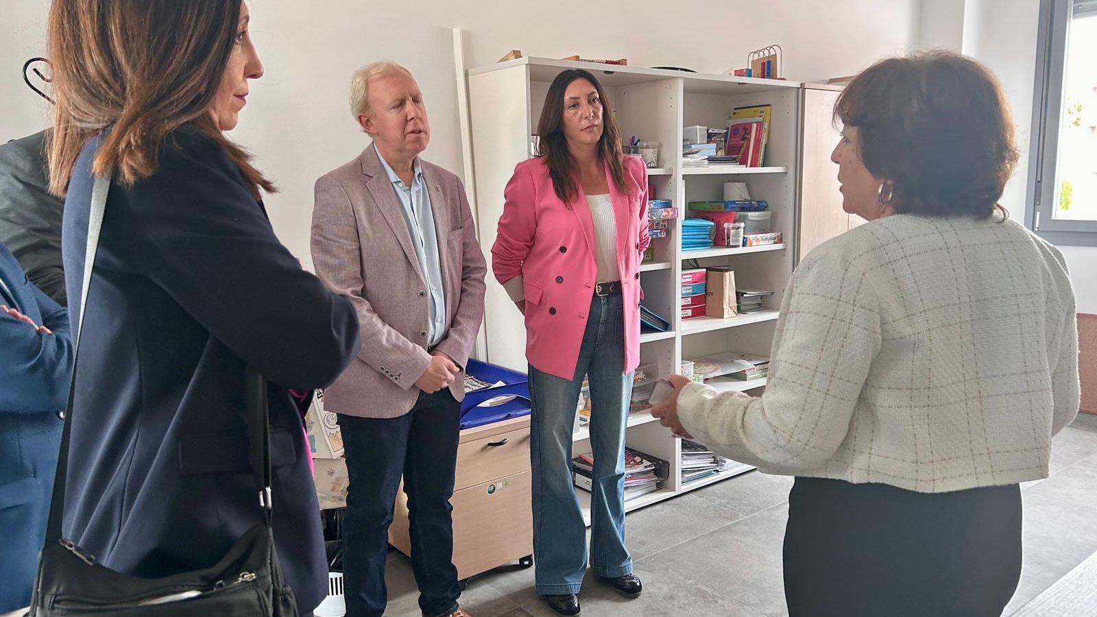 Loles López en la inauguración de la segunda planta de Aones.