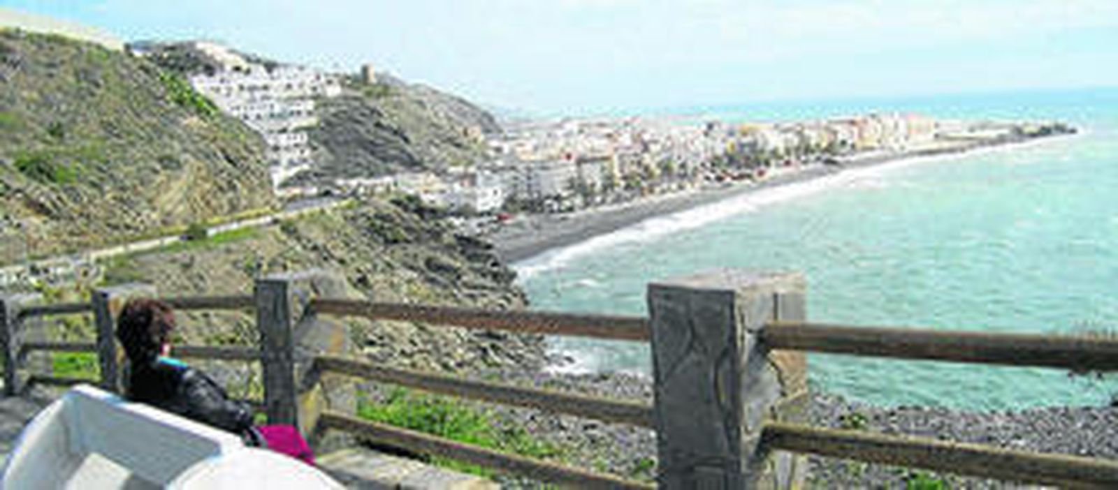 Faros candidatos a hoteles en primera línea