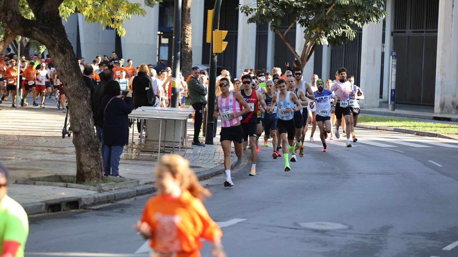 Búscate en las fotos de la Carrera de la Prensa en Málaga