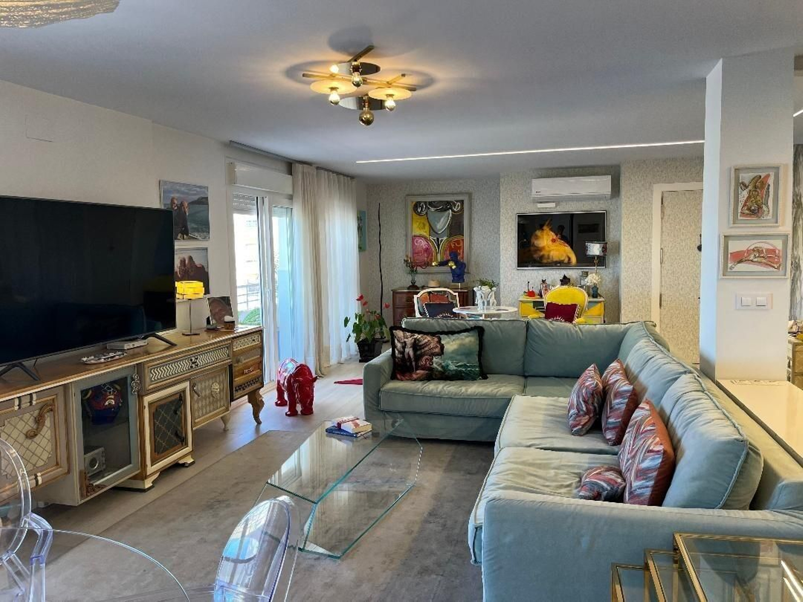 Imágenes de la ecléctica casa en Jerez de uno de los interioristas de Paul and Pica