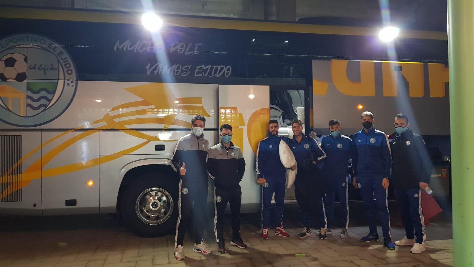 Más de diez horas por carretera para el CD El Ejido