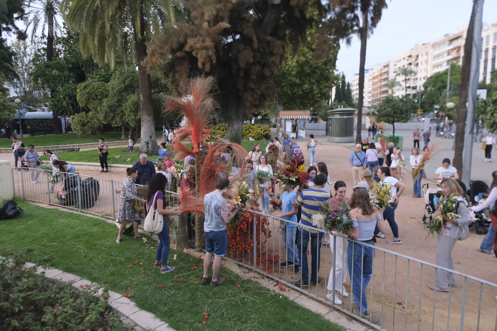 La Guerrilla Floral del Festival Flora de Córdoba, en imágenes