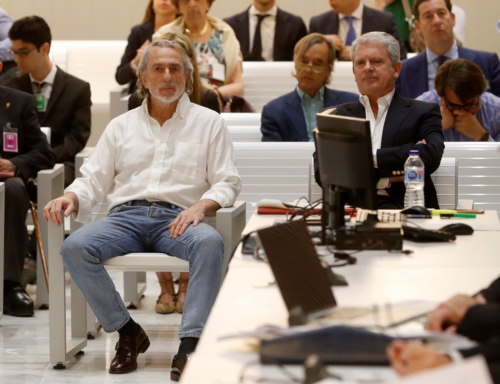 El cabecilla de la trama Gürtel, Francisco Correa, y su número dos, Pablo Crespo, durante un juicio en la Audiencia Nacional.