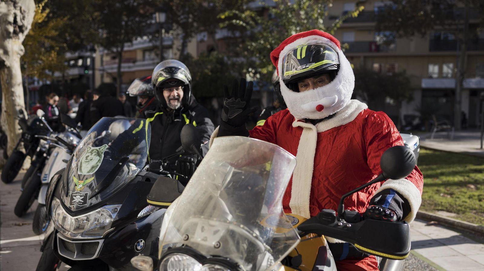 CARAVANA MOTERA NAVIDAD 2024 1.JPG