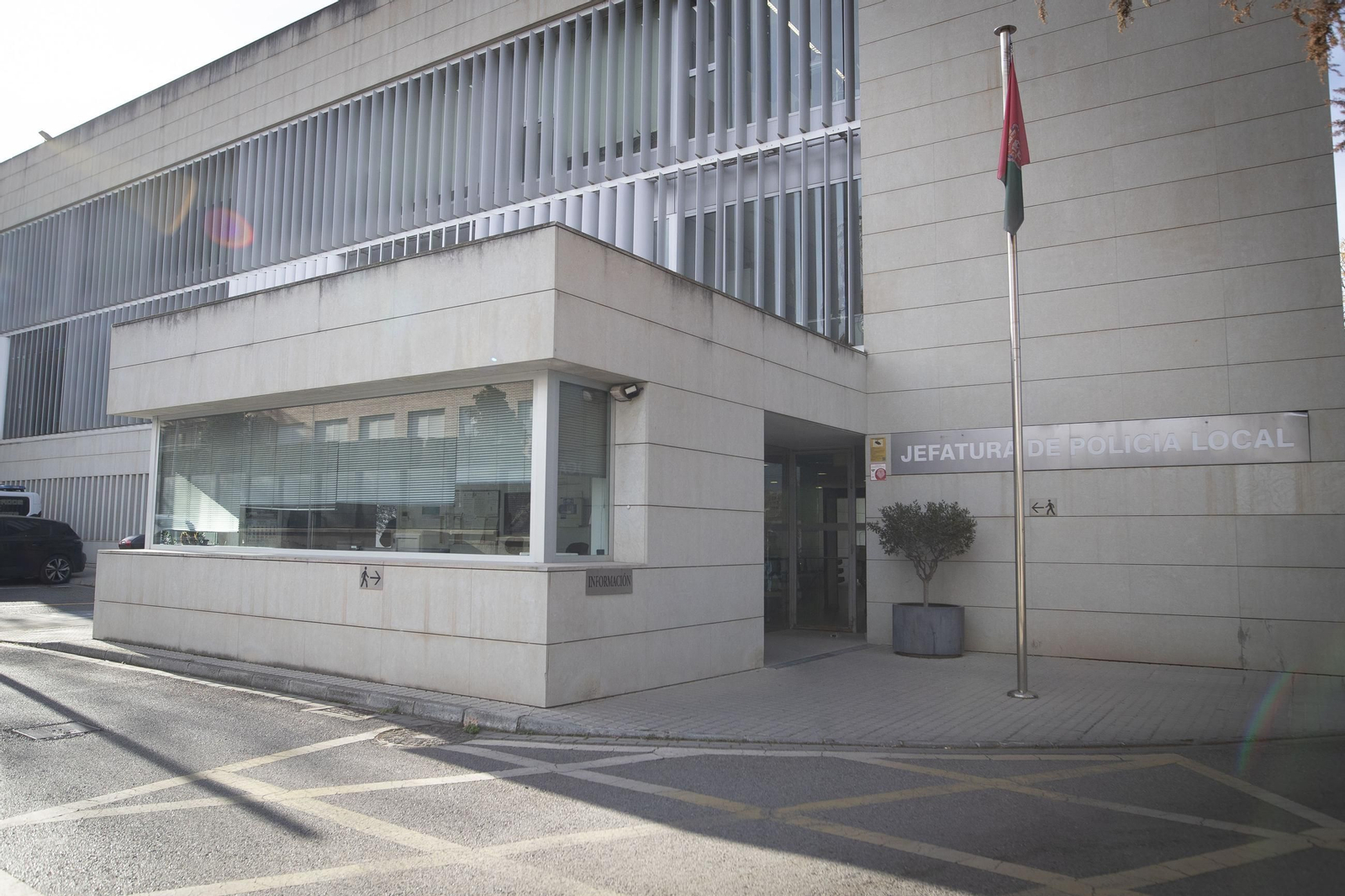 Sede de la Jefatura de la Policía Local de Granada.
