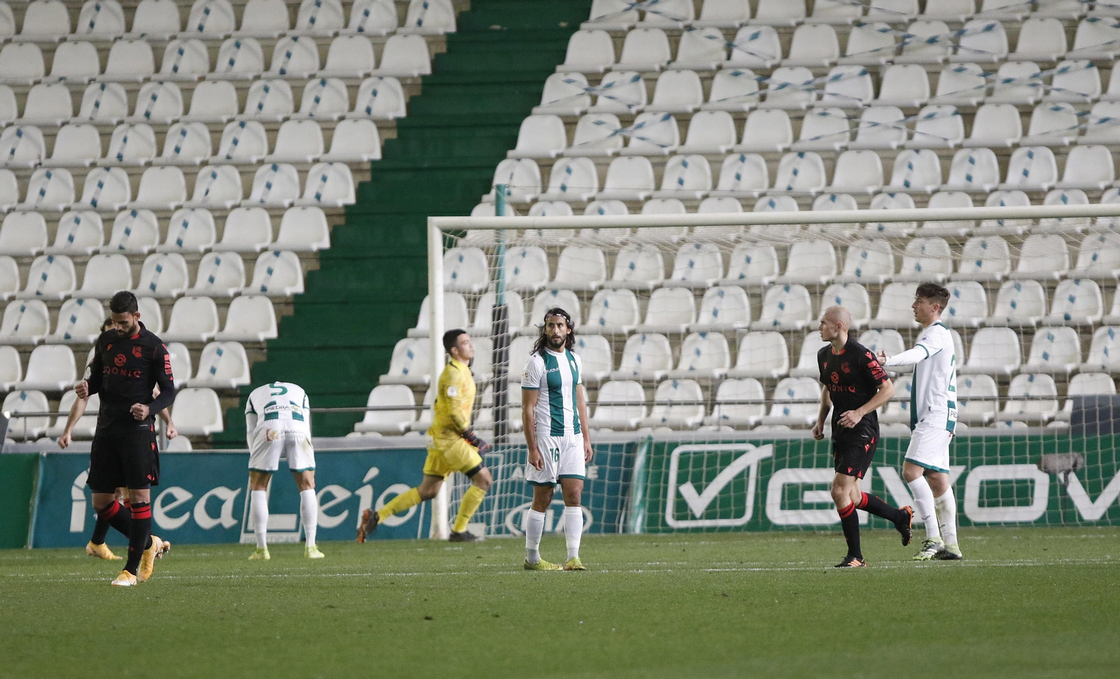 Las fotografías de la derrota del Córdoba CF ante la Real Sociedad en Copa del Rey