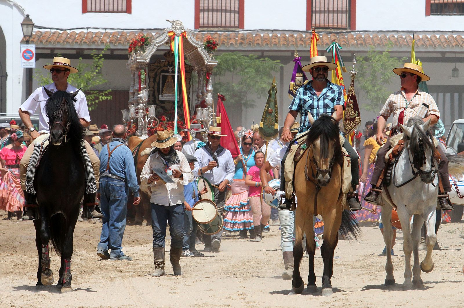 Ambiente en la aldea del Rocío.
