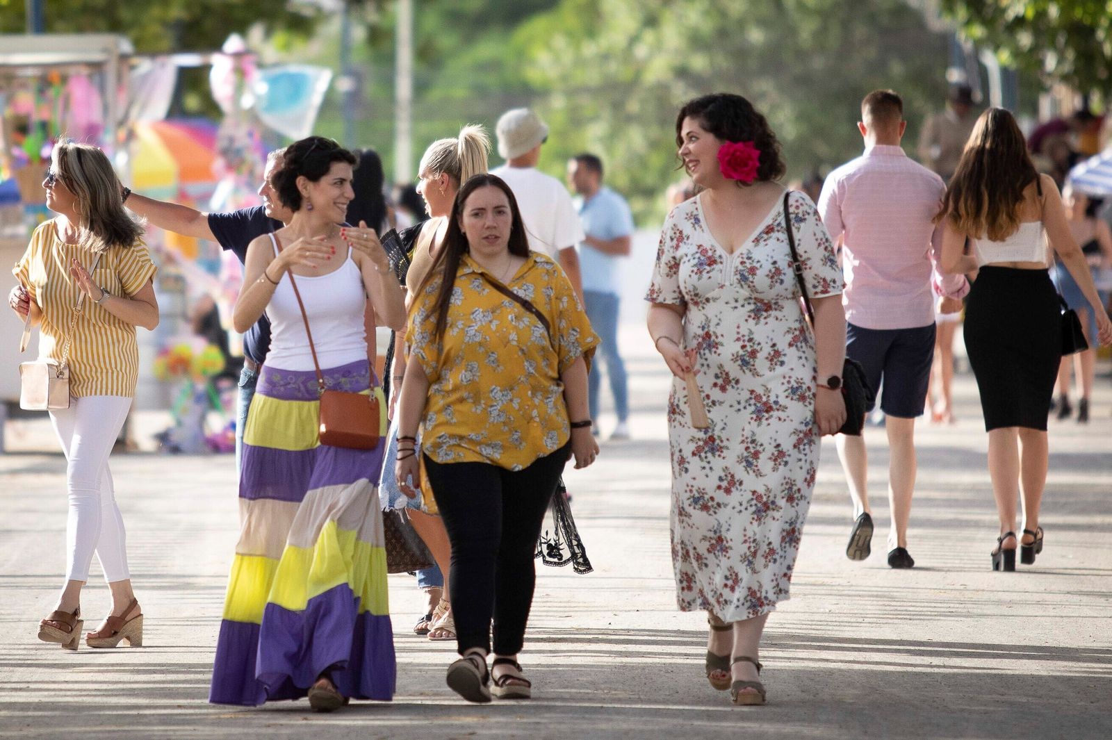 Granada vive un domingo de Corpus marcado por el buen tiempo.