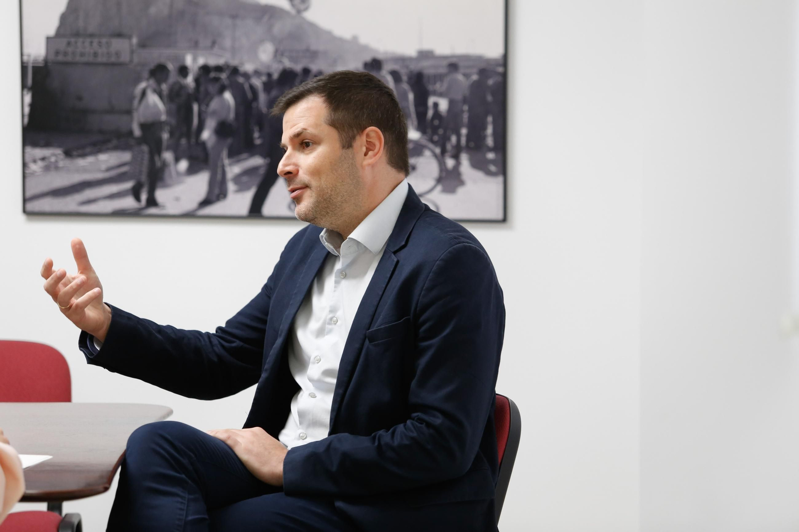 Darío Lupiáñez, en un momento de la entrevista en la redacción de 'Europa Sur'.
