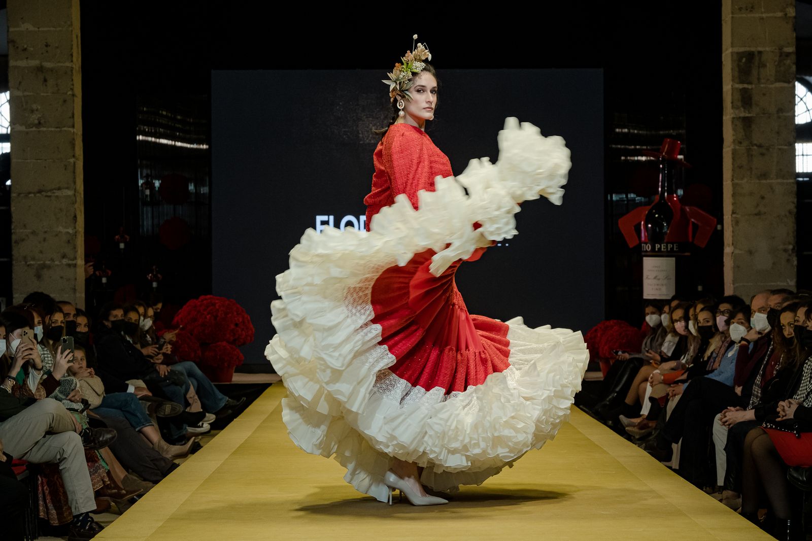 El desfile de Flor de cerezo en la Pasarela Flamenca de Jerez, todas las fotos