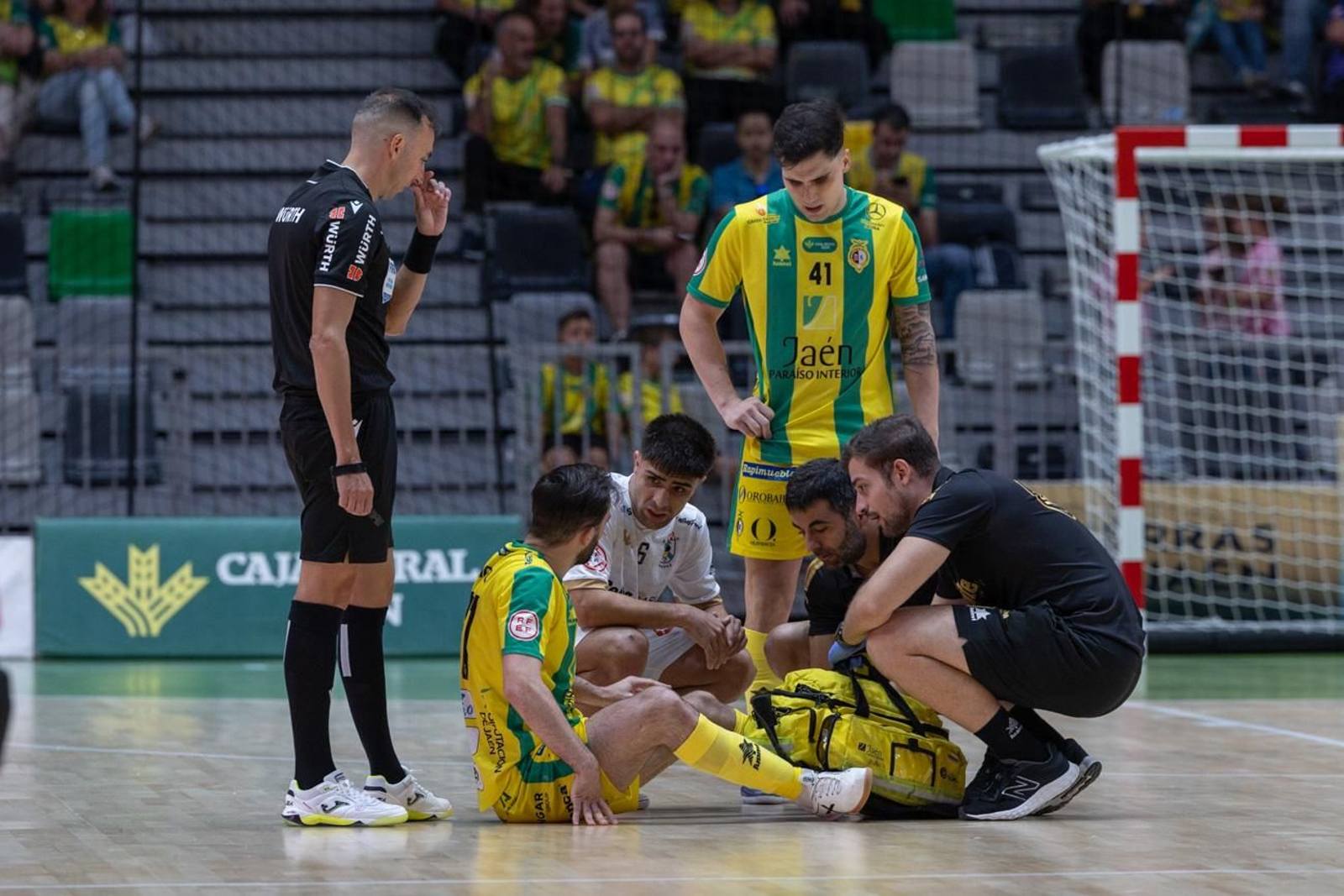 Las mejores imágenes de la amplia victoria del Jaén Paraíso Interior FS sobre O Parrulo Ferrol