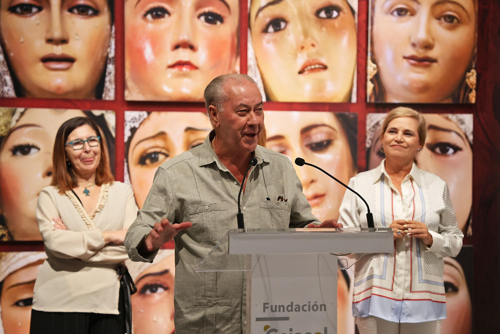 Imágenes de la Inauguración de la exposición 'Magna. Procesiones Marianas históricas en Huelva'