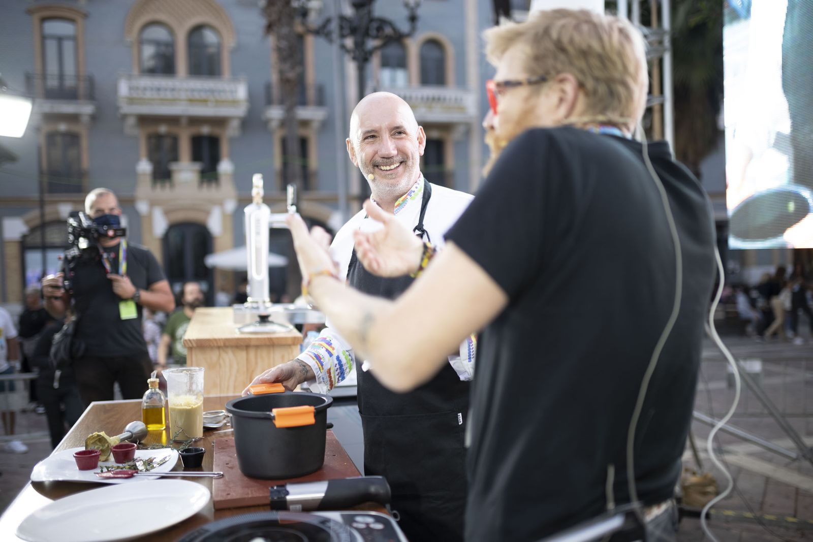 Los mejores chefs cocinan en la calle: Restaurante Montecruz