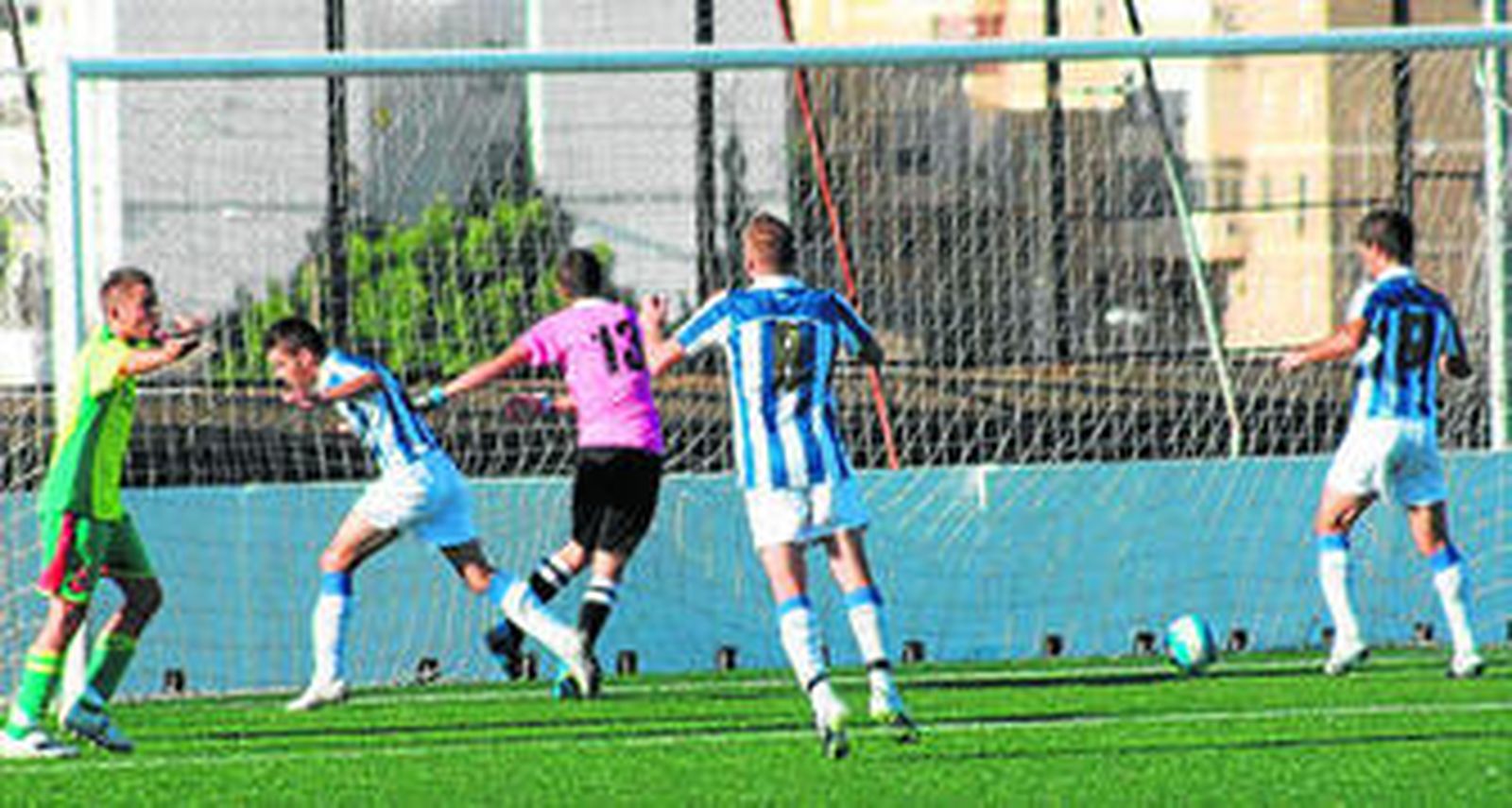 El segundo juvenil del Recreativo encontró con facilidad el camino del gol en su visita al Cartaya.