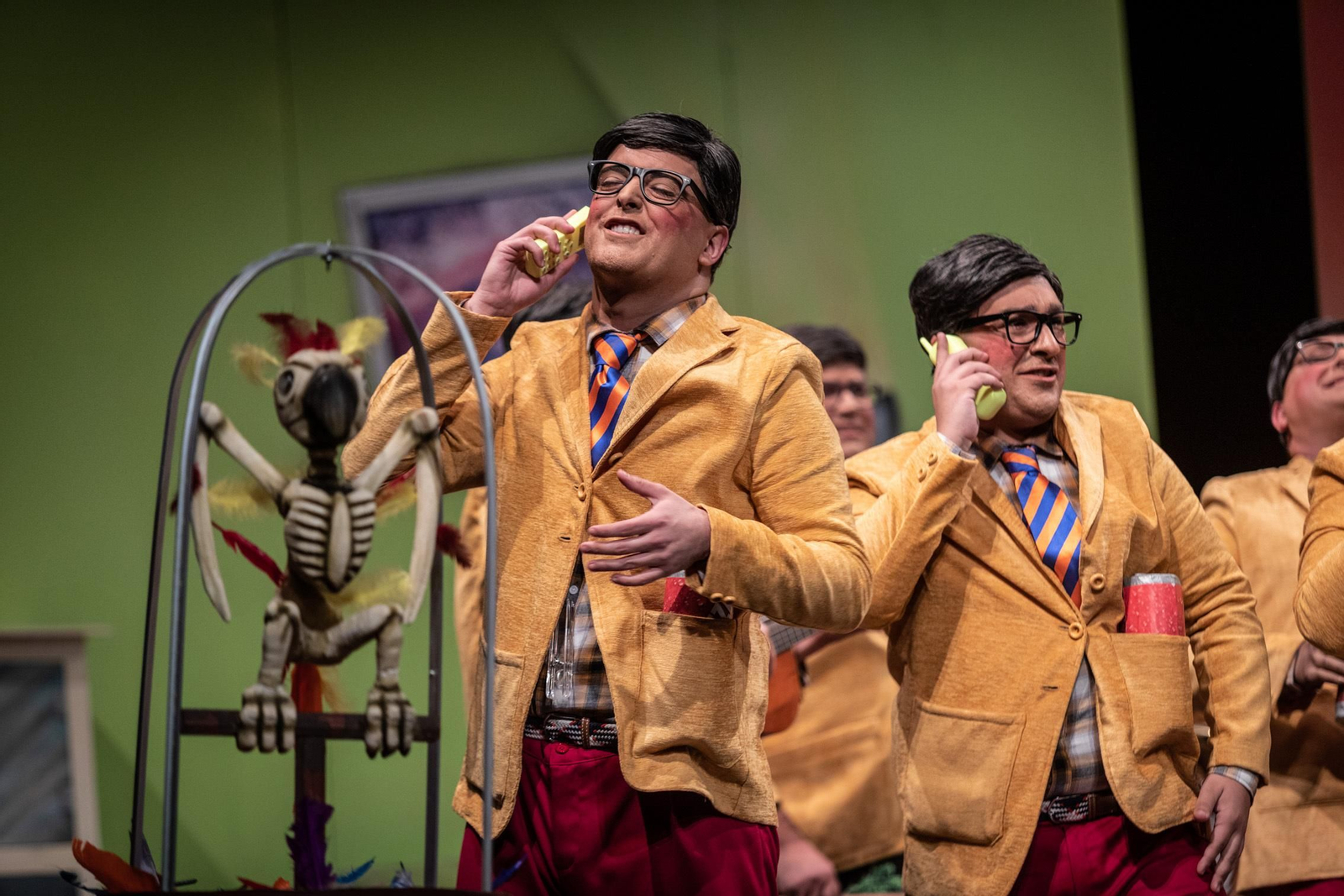 Chirigota 'Los que no valen ni para estar escondidos'