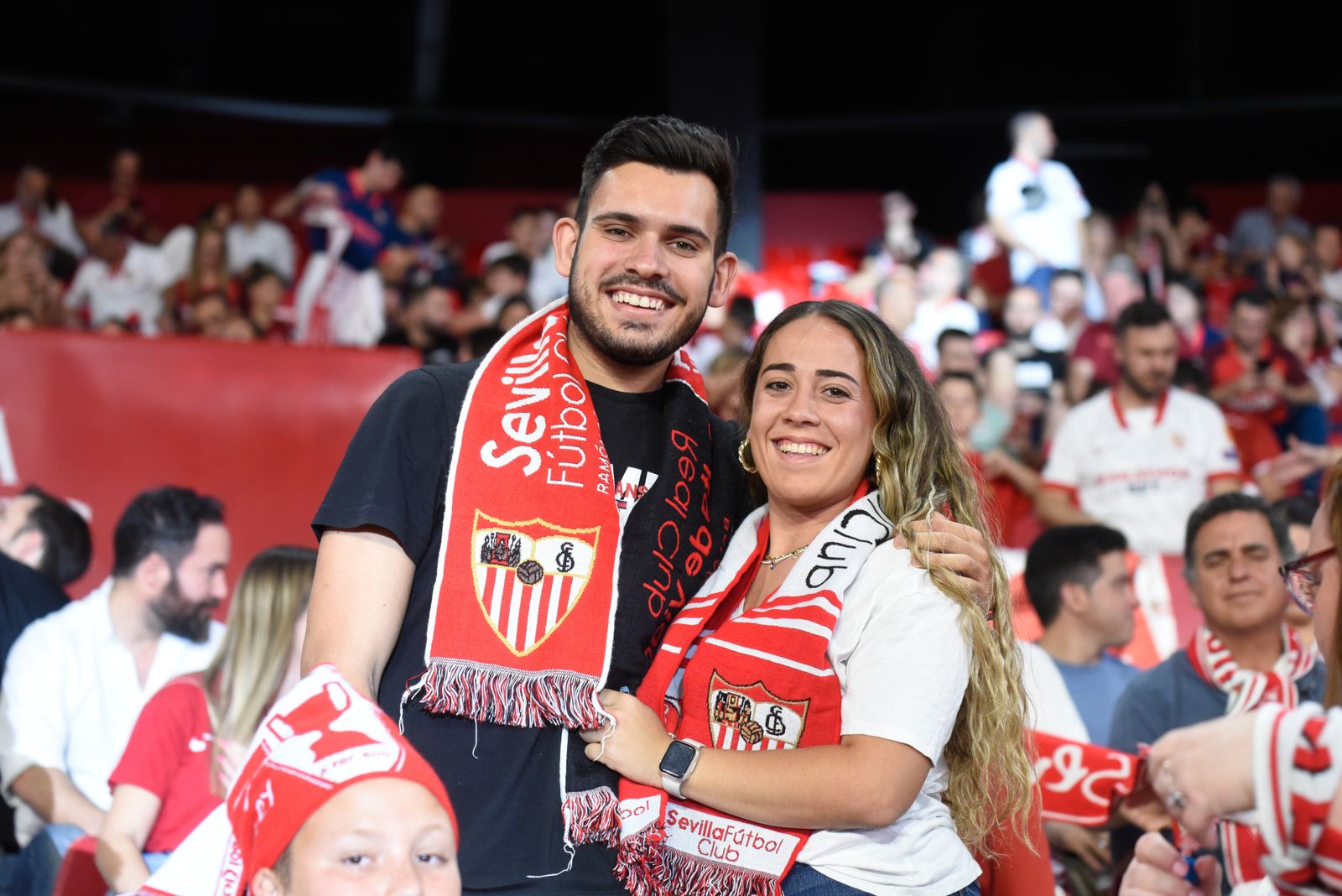 Búscate en la celebración del Sevilla, en el Sánchez-Pizjuán