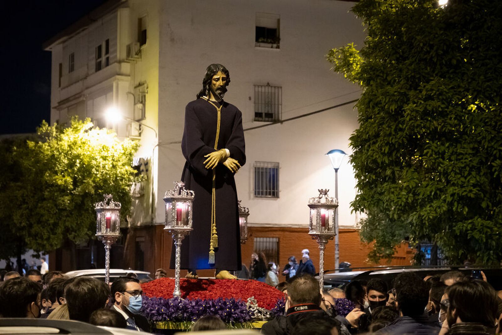El fin de semana arranca con el Vía Crucis de Jesús Cautivo en el Tiro de Línea