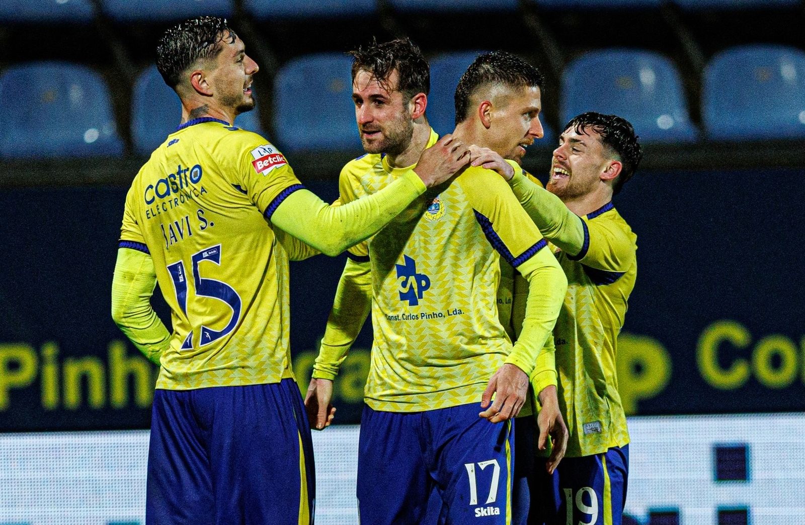 El delantero almeriense celebra su tanto del pasado fin de semana en la victoria del Arouca frente al Vitória Guimaraes.