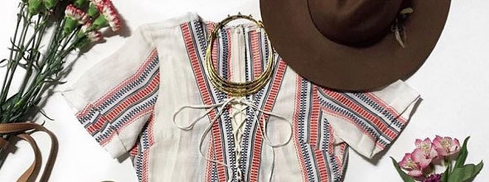 Look propuesto para acudir a un festival veraniego. / INSTAGRAM