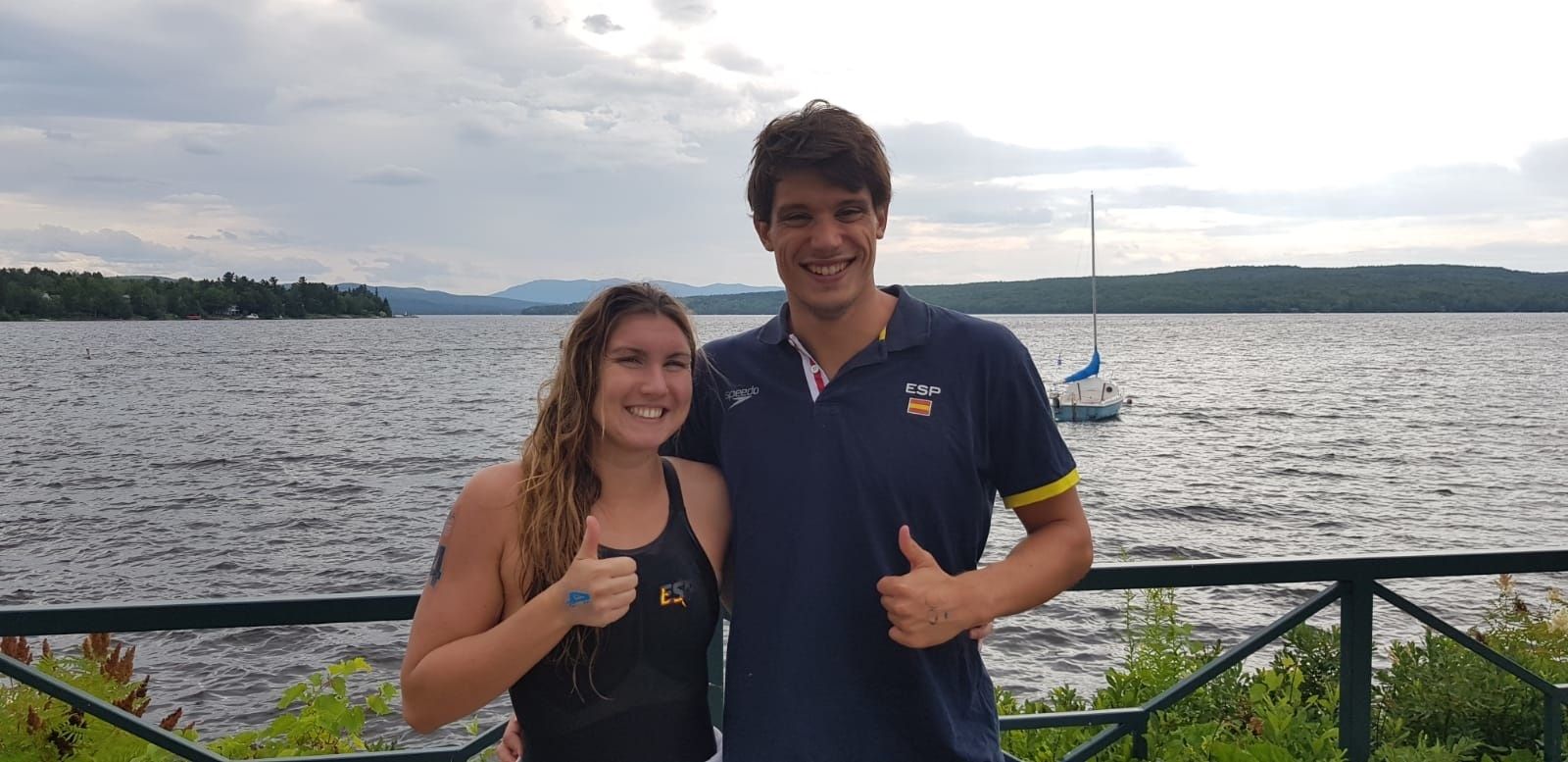 Paula Ruiz junto a Guillem Pujol, que también nadó la prueba.