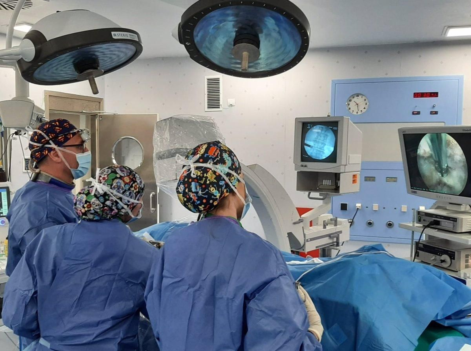 El Hospital Vithas Almería implementa una cirugía pionera para las mujeres que han dado a luz.