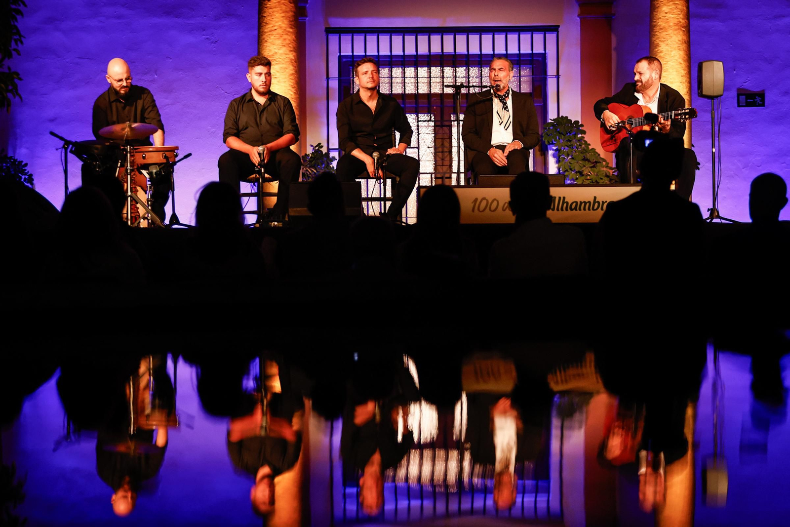 Pedro el Granaíno hace vibrar la Abadía del Sacromonte durante I Bienal de Flamenco de Granada: en imágenes