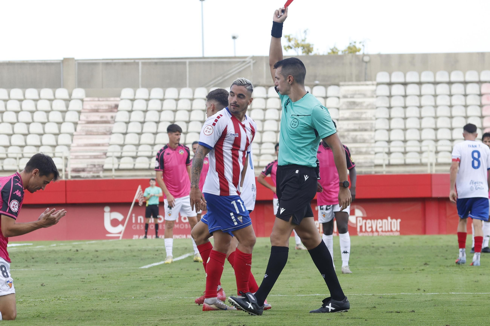 Las mejores fotos del Algeciras CF - Sabadell de Primera Federación