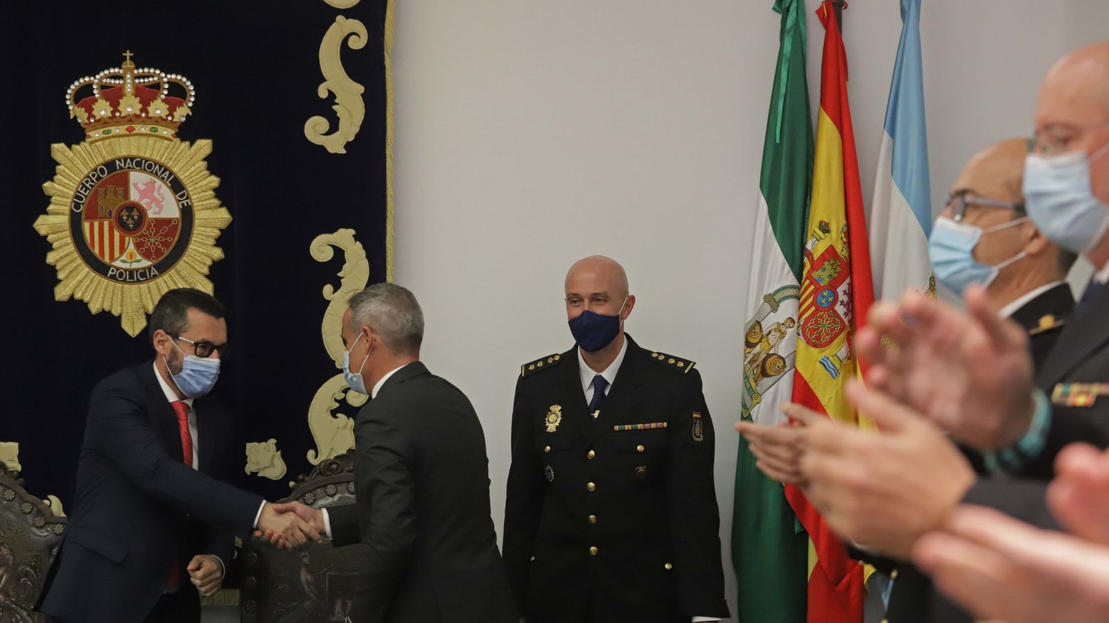 Fotos de la jura de cargo del nuevo comisario de la Policía Nacional en La Línea