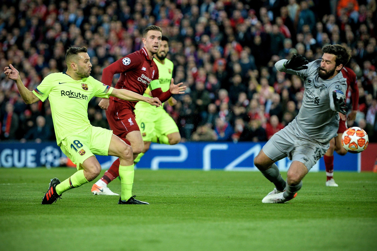 Las imágenes del Liverpool-Barcelona de Champions