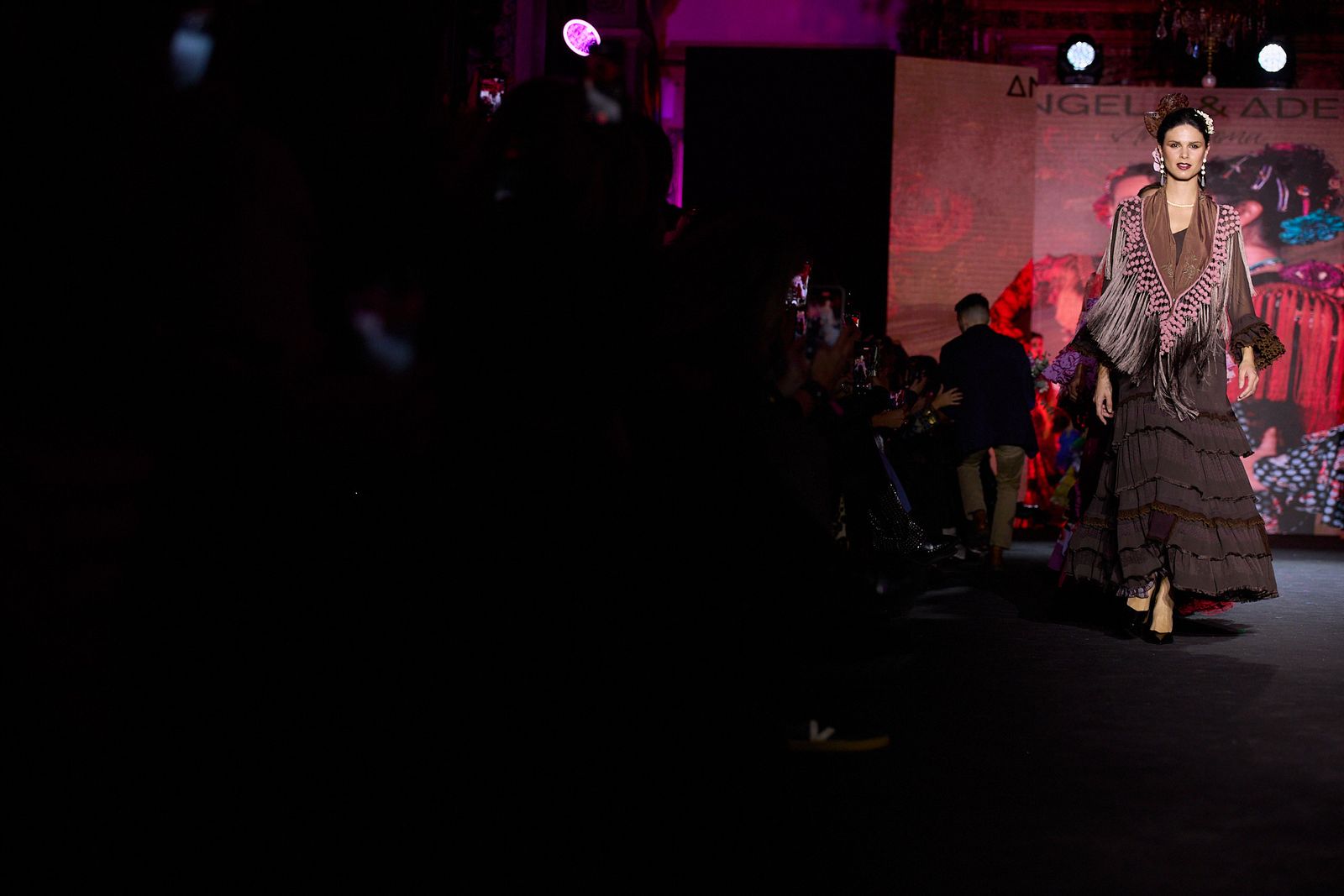 El desfile de Ángela & Adela en We Love Flamenco 2026, todas las fotos