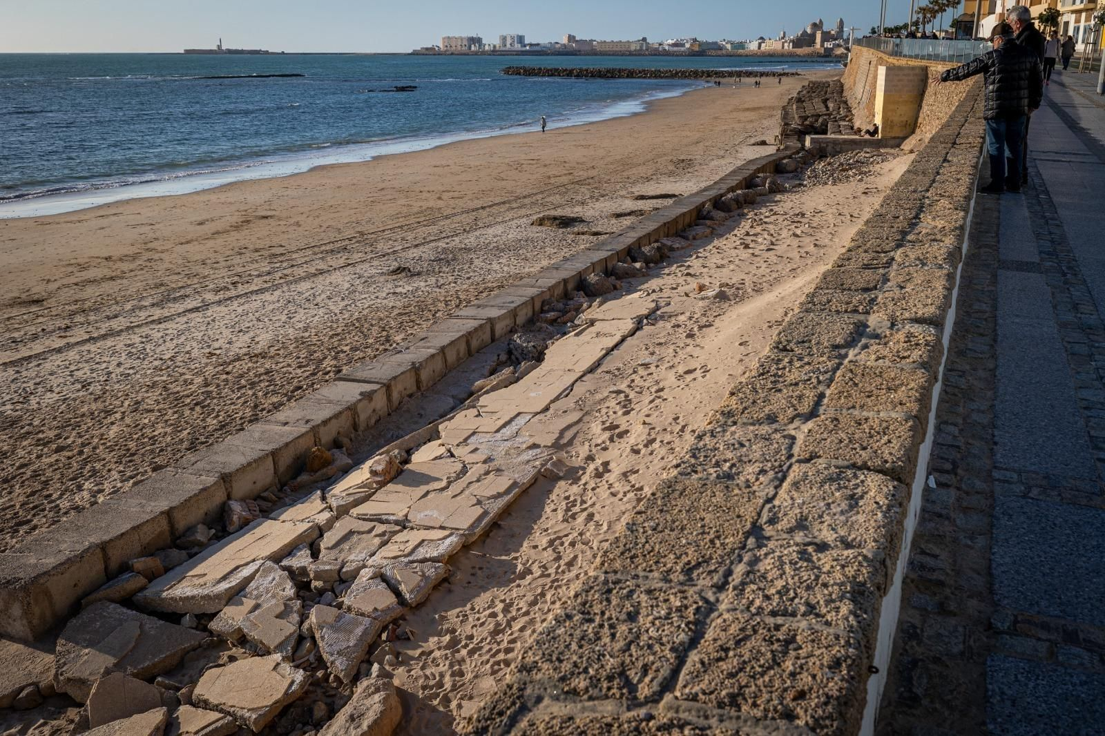 Las imágenes del lamentable estado de este tramo de la Playa Victoria