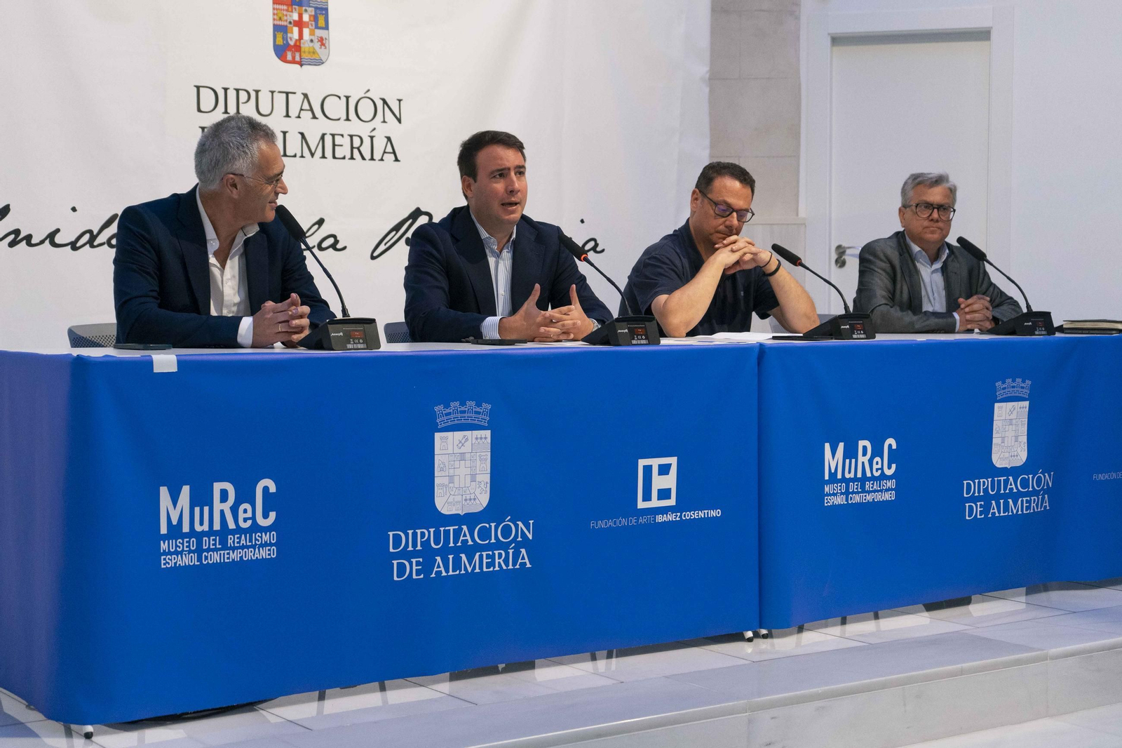 Antonio Martínez, Fernando Giménez, Juan Manuel Martín y Santiago Alfonso presentando el curso.